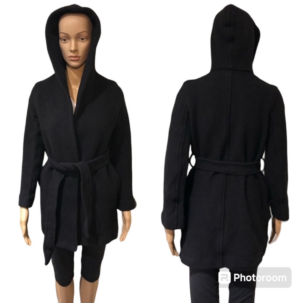 Aritzia Wilfred Acre Robe Coat Size XS